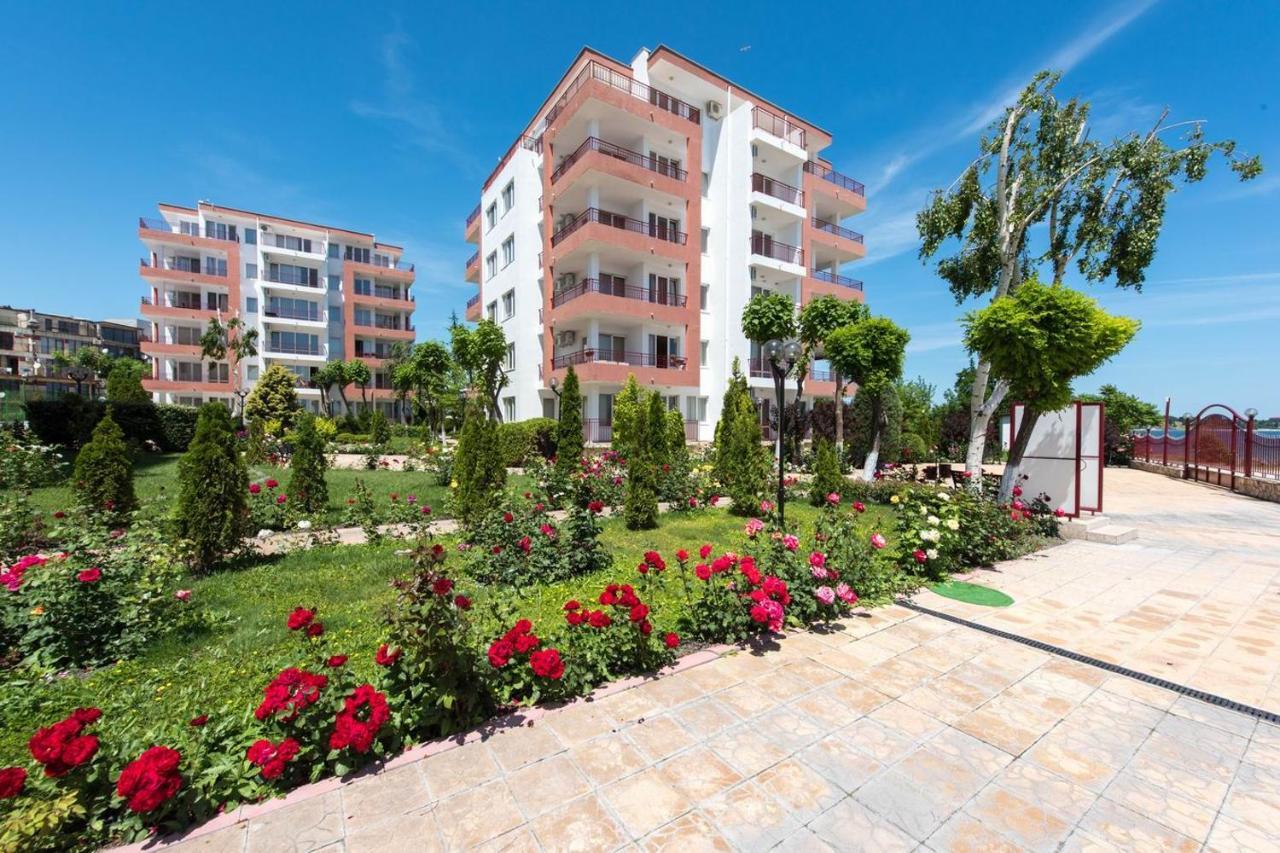 Gt Riviera Fort Beach Apartments Ravda Eksteriør bilde