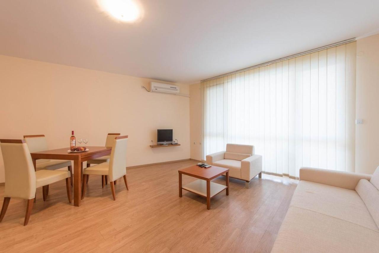 Gt Riviera Fort Beach Apartments Ravda Eksteriør bilde