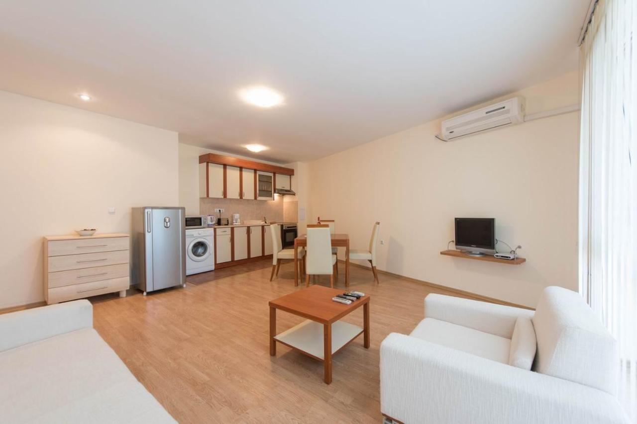 Gt Riviera Fort Beach Apartments Ravda Eksteriør bilde