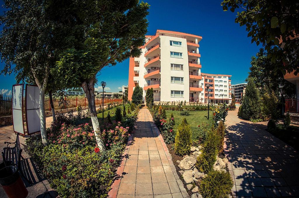 Gt Riviera Fort Beach Apartments Ravda Eksteriør bilde
